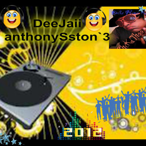 MIX AMBIENTE DANCE DISCO DeeJaii anthonyFlow  DJnazZi SumBa CHIMBOTE Nueva Compañia2012