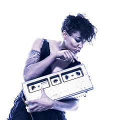 NOISEAUX - Insert Insult Here (live at PhonanzaFM)