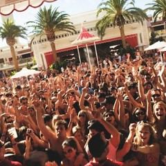 Massive Töne vs. Pump Up The Jam - Traumreise (Jerome Fox 2012 Edit)