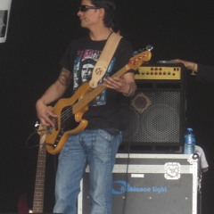 Secluded - Music   LIVE @ THORN 2011