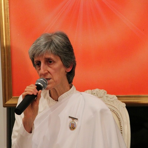 Stream Brahma Kumaris, Amalia Britos, Meditación Charla Dipty by Brahma