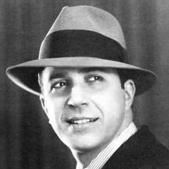 Carlos Gardel - Adios Muchachos