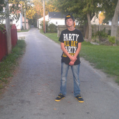 YUNG Myzt- I'm Still Fly