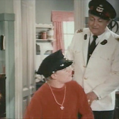 07 Die Olsenbande stellt die Weichen