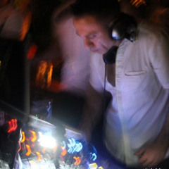 Arana ~ Wobble @ Hudson Terrace (7-27-12, pre-peak)