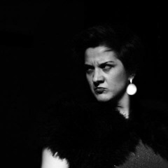 Alcoba Azul- La Revuelta (Versión Radio)