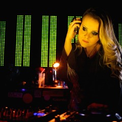 JESSICA TRIBST @ MOVING  D-EDGE  [26-07-2012]