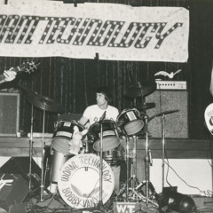 Cry Laughing Clown performed by Worm Technology -1980