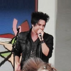 Luan Santana Cover  UM BEIJO AO VIVO