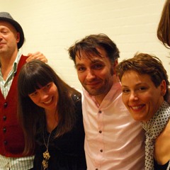 08 Manha De Carnaval (Featuring Josefine Cronholm)