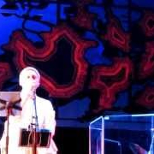 Elizabeth Fraser - "Donimo" live 2012