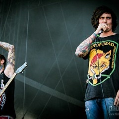 I Killed The prom Queen-  Memento Vivere .