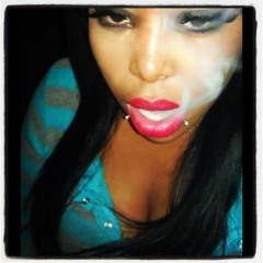 CAN YOU ROLL MY WEED-TRILL ft. HOLLYWOOD