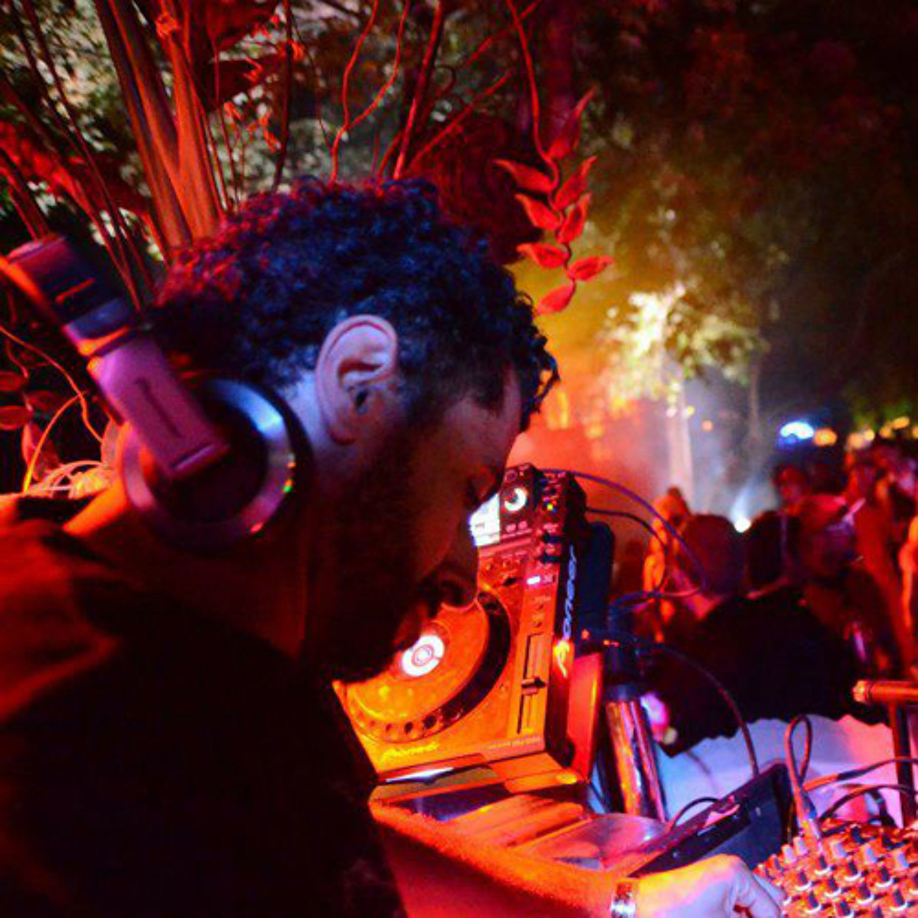 Adnan Sharif DJ Mixes Podcasts