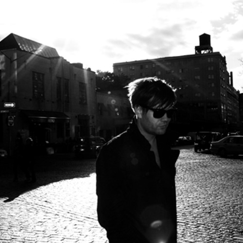 Chris Isaak - Wicked Game (Trentemoller Dubby Games Remix)(origamitracks.blogspot.com)