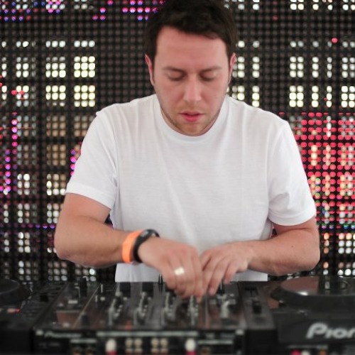 Richard Dinsdale - Supernova - Original Club Mix