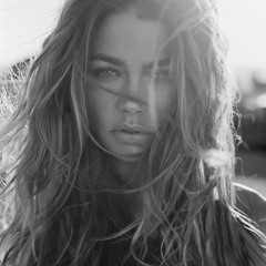 Pimp Schwab - Lonely Model