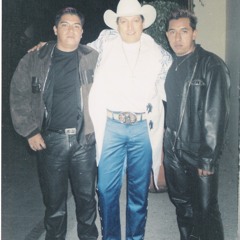 DOS BOTELLAS DE MEZCAL