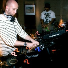 Serge @ Trouw (with Omar S at 26-01-2011)
