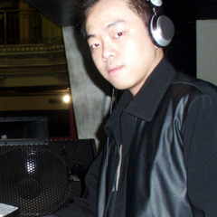 New Edit Right Round tuner mix (DJ.Ronny and Dj Andy Cyber)