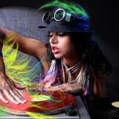 SET EXCLUSIVO LITORAL FM - DJ VoxiE LaraaH