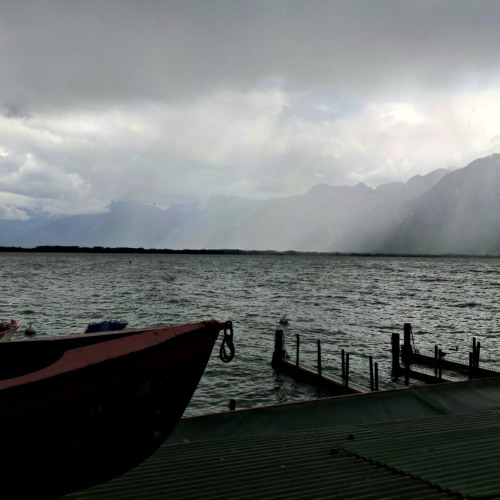 من بعض اذكار الرقية الشرعية -بصوت الشيخ السدحان