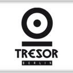 DJ Abyss live @ Tresor Globus Club Berlin - part 2 of 4 - November 1998