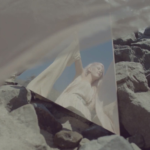 Ellie Goulding - Anything Could Happen (Blood Diamonds Remix)