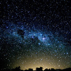 harmony and caos in the sky of taruaçu by night