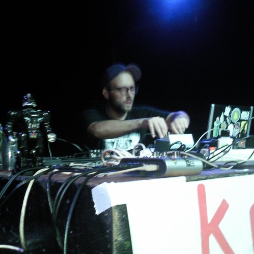 FFF @ Ketacore Presents: Lighta! Lighta! 08-09-2012
