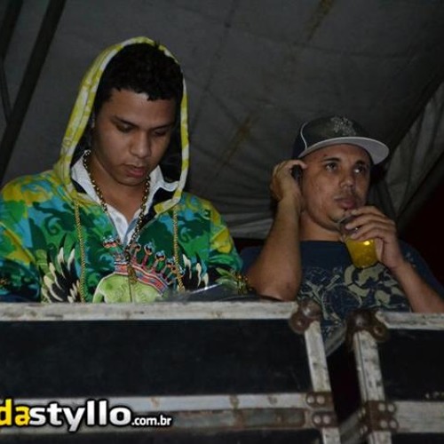 MC COPINHO - PIRIGUETE CHICK  AO VIVO FODA D + (( DJ JOAO O MLK DOIDO ))