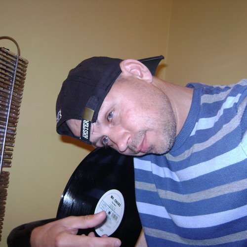 1Xtra & Juicy J - Zip & A Double Cup ( Paris Hilton Express @ Trap RMX )