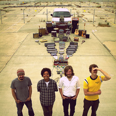 Finn Riggins - Benchwarmers (Mwahaha remix)