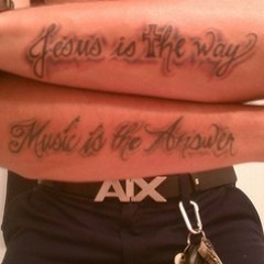 Julie McKnight vs Adrein Mezsi - Finally Domynos (Mashup)