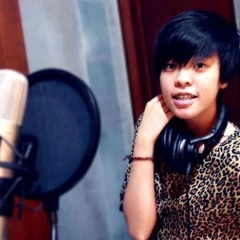 Justin Bieber-Mistletoe Cover with vocals