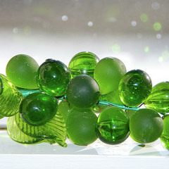 glass grapes