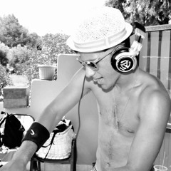 DJ Mikelino