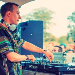 Caspar at The Dansant Africa pavillon du Congo 16092012