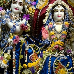 5 mins of Radhanath Swami's Radhastami Kirtan NYC 21 sept 2012