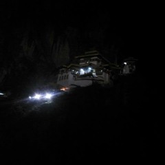 SeM Ge AtArA Choe Ra Tshuee~ Nye Gyi Tsagay