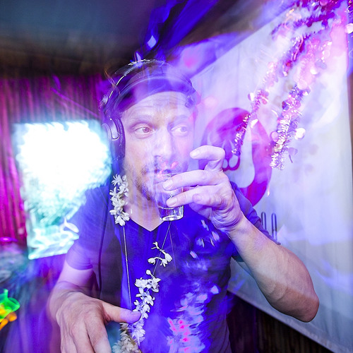 Herbert - You saw it all (DJ Koze Remix) Tiga on BBC
