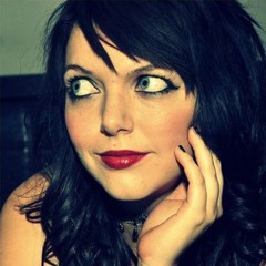 Fuori dal Performed by Samantha Cantliff