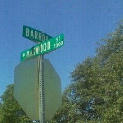 TYLER TEXAS STAND UP..... WE GROOVE DOWN HERE