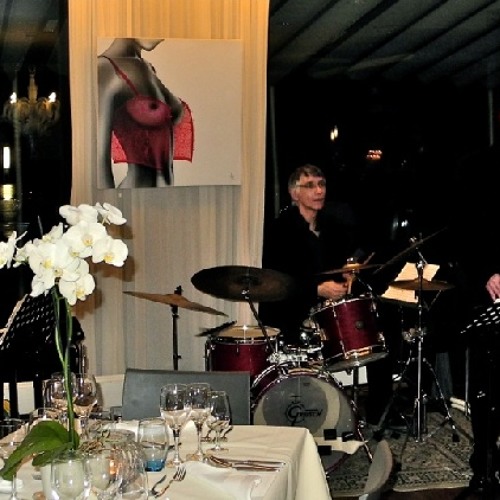 GROUPE JAZZ GENEVE 079 569 21 92 MARIAGE ANNIVERSAIRE FETE D'ENTREPRISE AMBIANCE BONNE HUMEUR