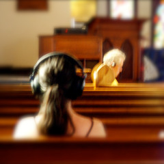 Still(ness) Ringing – a sound installation for headphone listeners (2005)