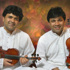 Ganesh Kumaresh with Zakir Hussain and Trilok Gurtu - Abheri