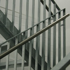 StillRainin'OnASteelRailing (SteelRailingSoundExperiment)