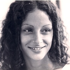 04 Clube Da Esquina (The Corner)