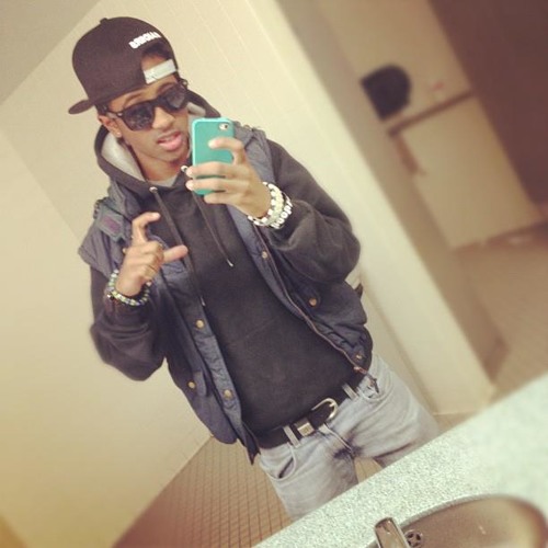 MikeGip Hit'z --> Prod. By DjDFlow973