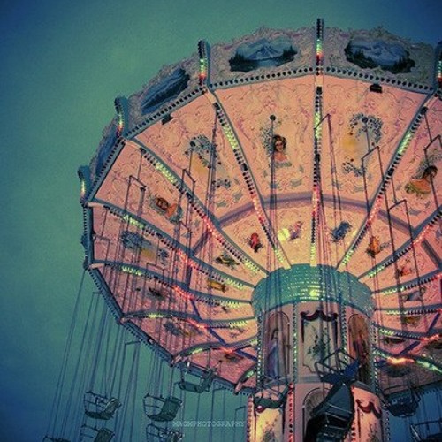 Dhamika - Never Let The Sun Go Down (Original Mix)